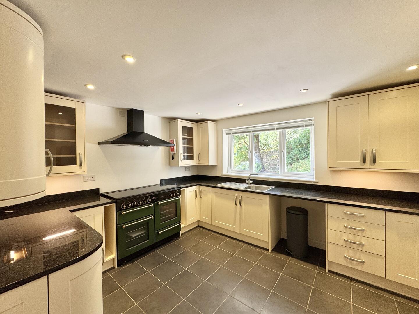 Comprigney Hill, Truro